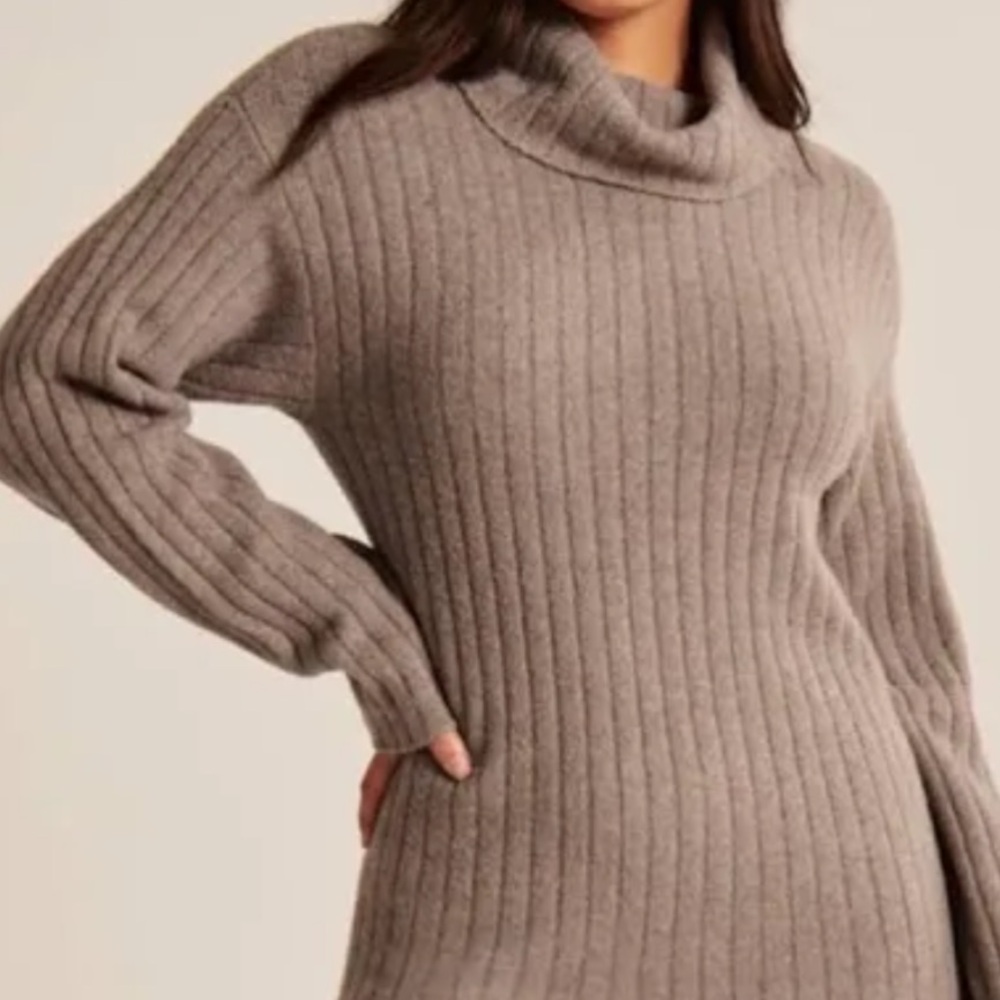 Abercrombie and Fitch Sweater dress